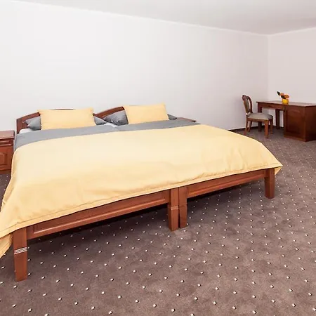 Lazensky Vrch Hotel